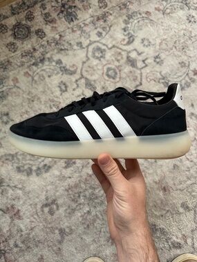 Adidas Men’s Black Barreda